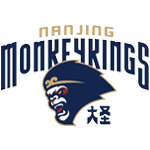  青岛崂山啤酒客场取胜；韦瑟斯庞全面表现闪耀；米奇内线统治力突出。 体育新闻