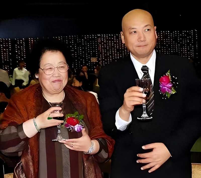  【深度拆解】迟重瑞36年“系统级”选择：皈依不上位背后的风险管控逻辑 文化旅游